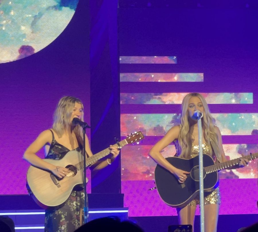 Kelsea+Ballerini+brings+out+Georgia+Webster+to+perform+Homecoming+Queen.+She+took+a+moment+for+just+the+girls+to+be+celebrated+on+Women%E2%80%99s+History+Day.