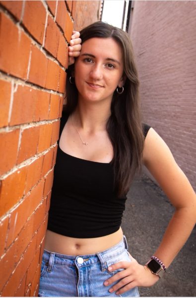 Anna Layne