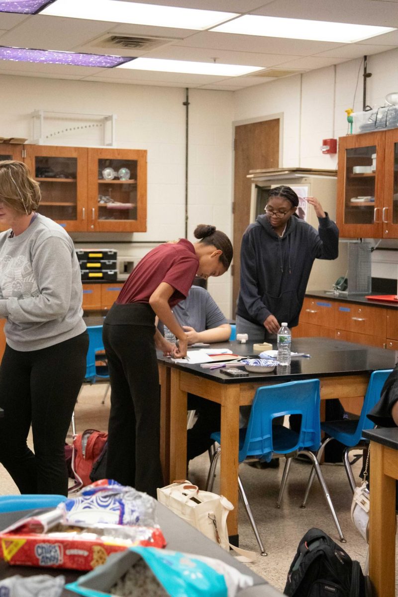 Gabby Christian (2027), left, designs a bobsled for the first engineering challenge.